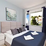 Hvar Harbor Luxury Apartmán *