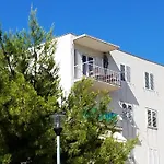 Hvar Harbor Luxury Apartmán *