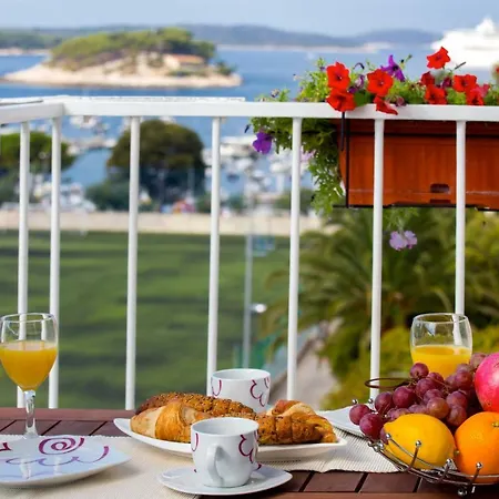 Hvar Harbor Luxury Appartamento