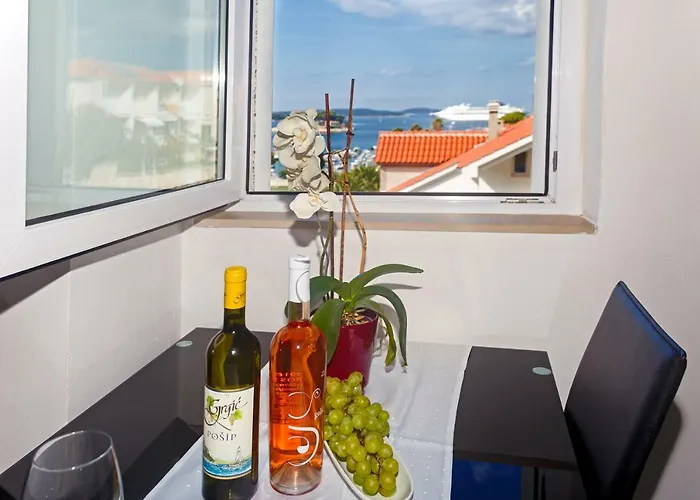 Hvar Harbor Luxury * Hvar Town
